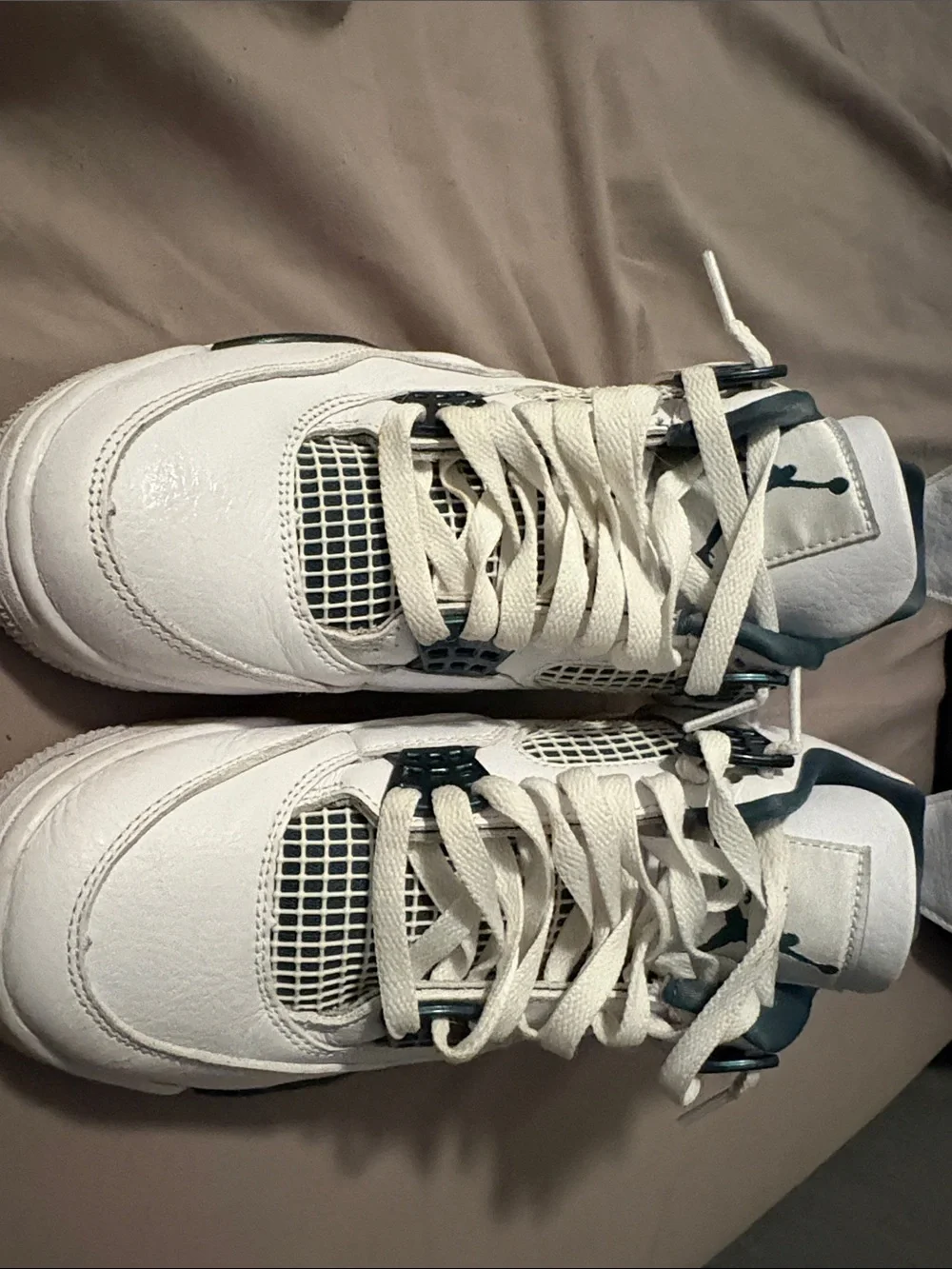 Jordan 4 oxidized green size 7| no original box